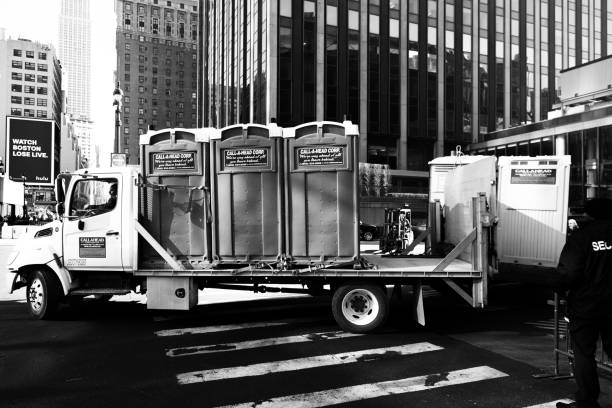 Best High-end porta potty rental  in Andalusia, IL